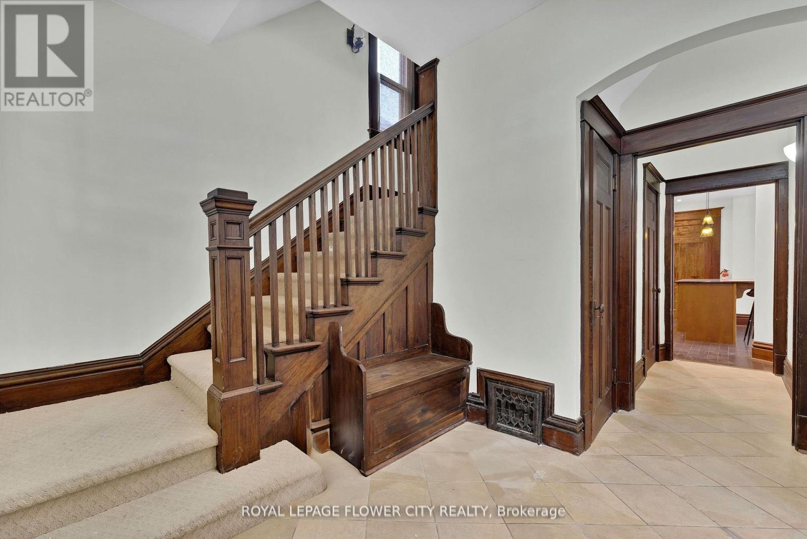 Property at 217 EARL STREET image 3