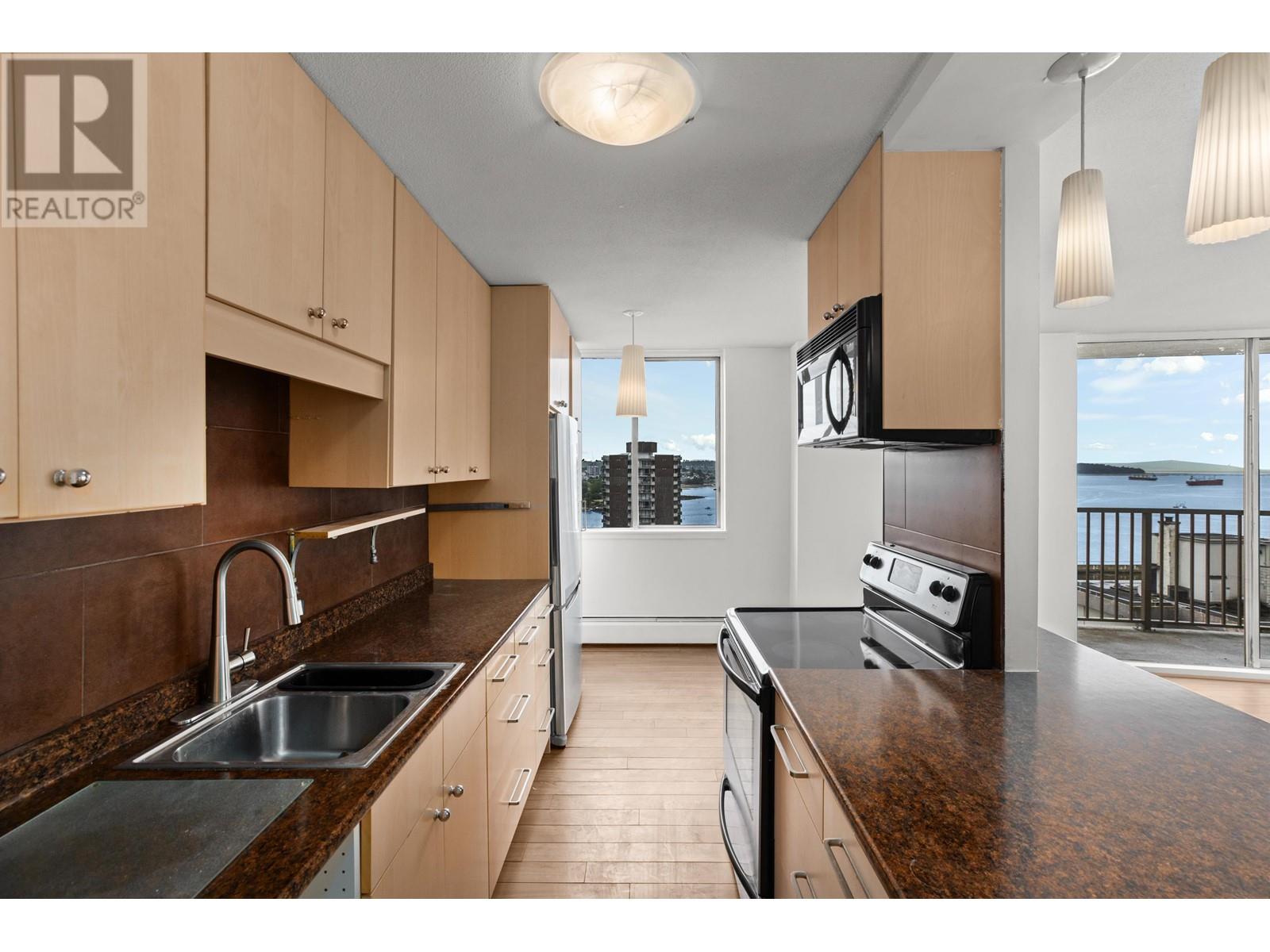 Property at 1701 1251 CARDERO STREET image 5