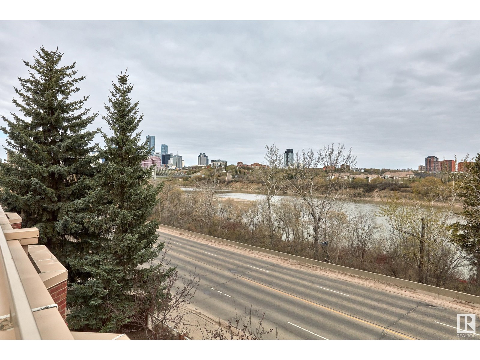 9021 98 Av Nw, Edmonton, Alberta  T6C 4P2 - Photo 41 - E4434673