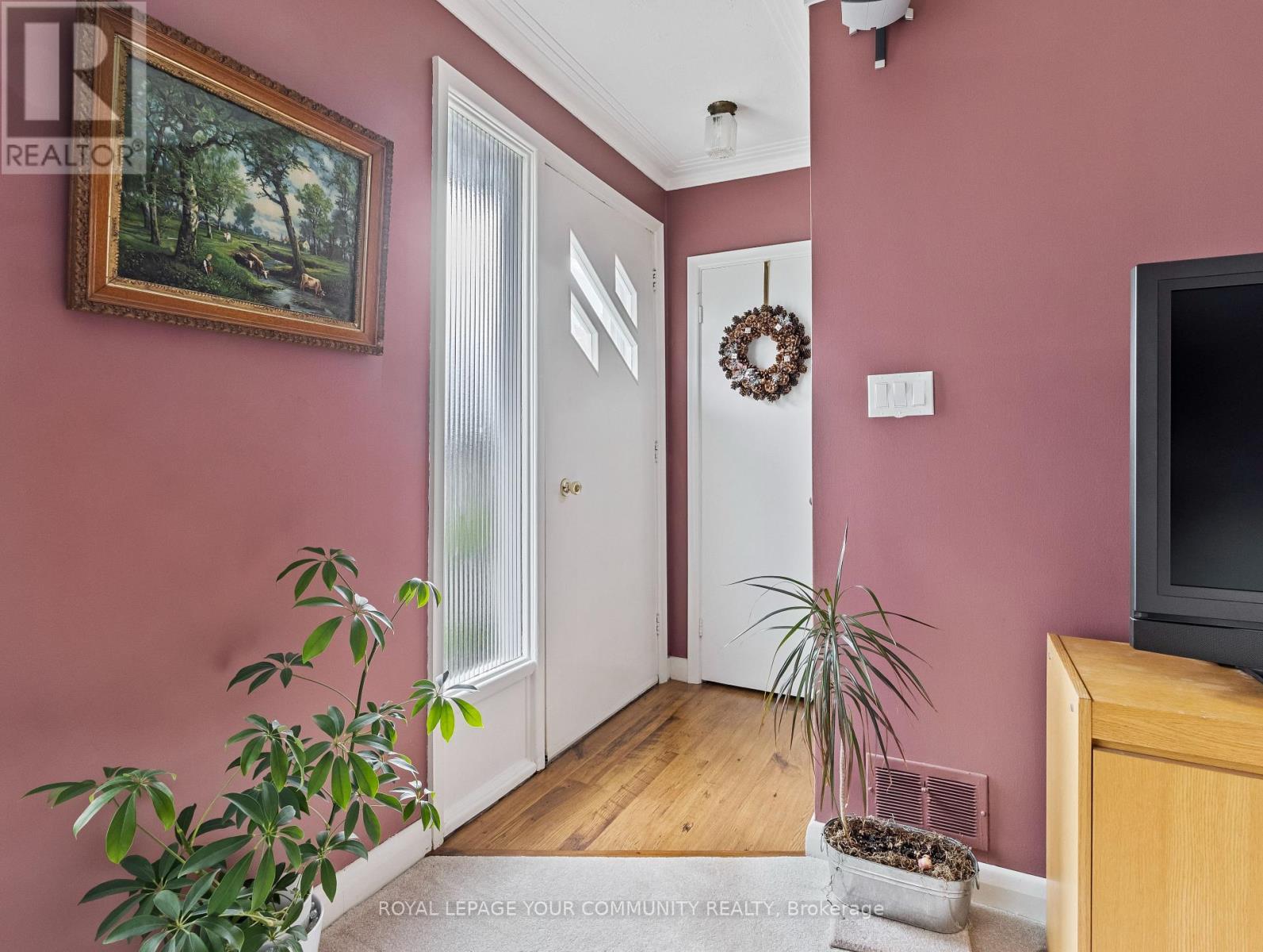 139 Queen Street, Newmarket (Central Newmarket), Ontario  L3Y 2E9 - Photo 9 - N12157044