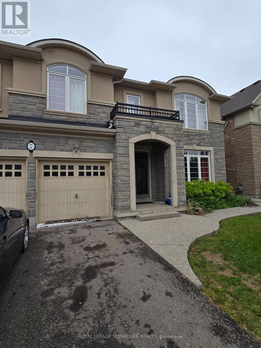 7 Henderson Street, Hamilton, Ontario  L9K 0G8 - Photo 3 - X12200580