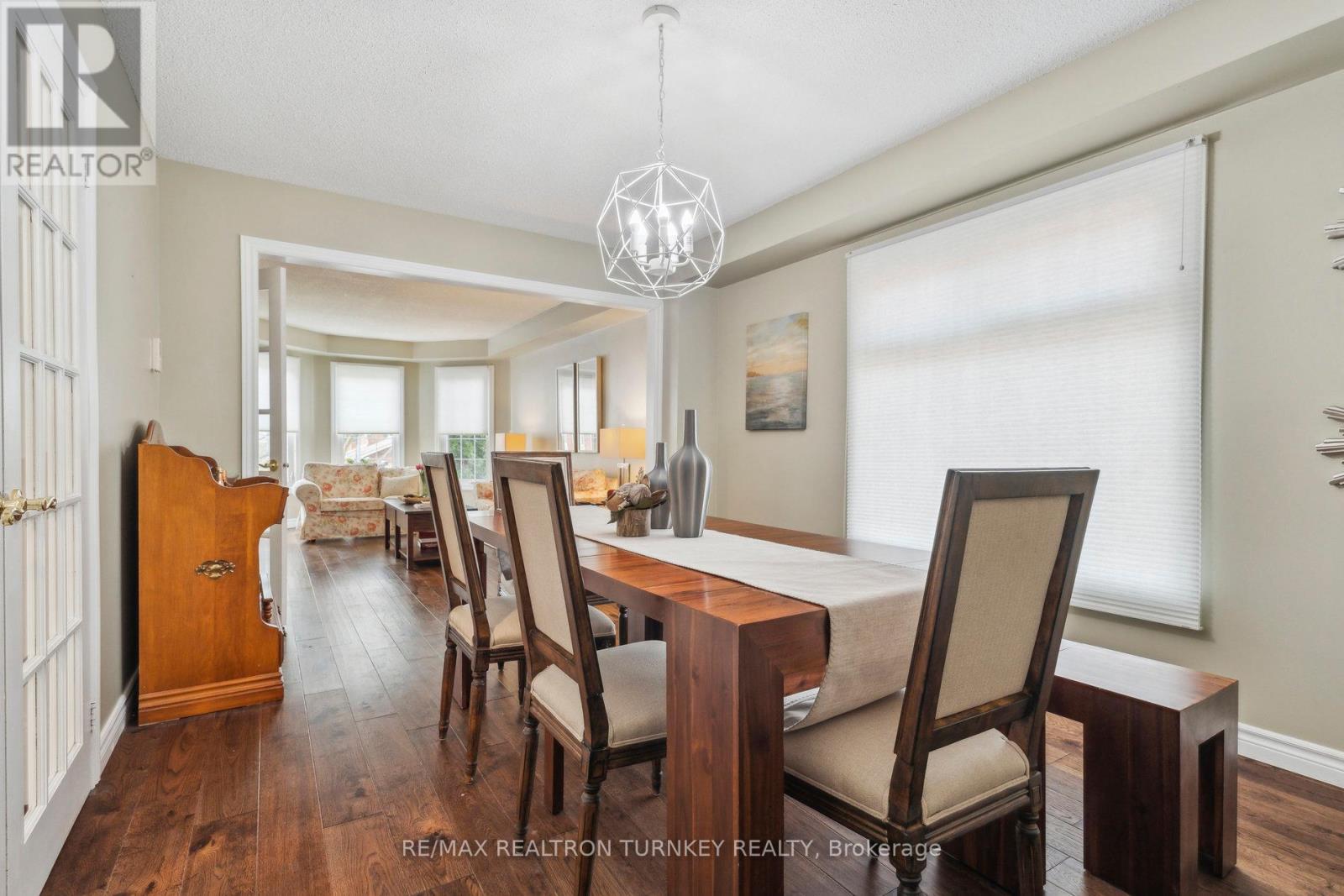 41 Goldsmith Crescent, Newmarket, Ontario  L3X 1R4 - Photo 18 - N12178838