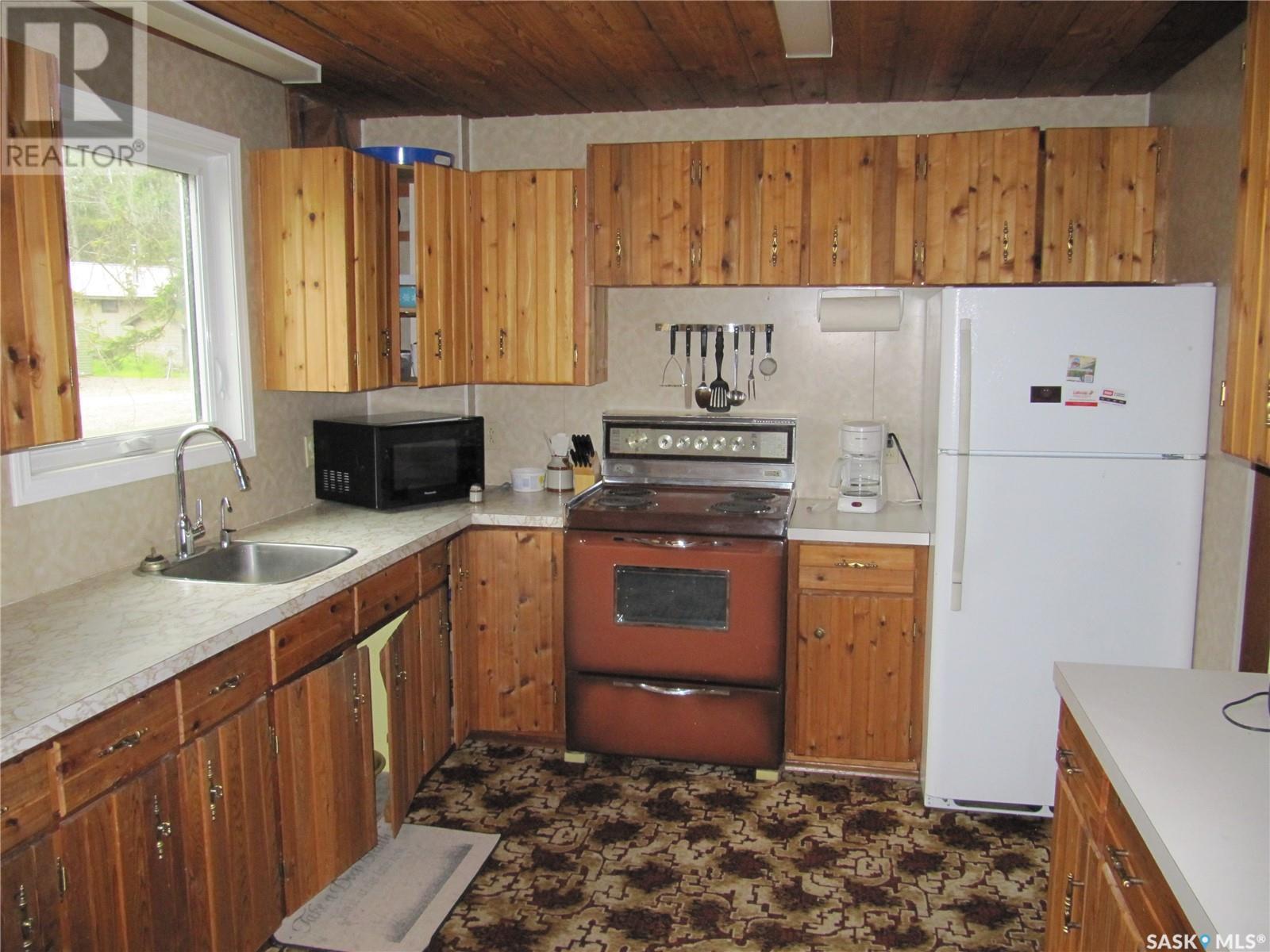533 Dustin Place, Mervin Rm No.499, Saskatchewan  S0M 1J0 - Photo 2 - SK008699