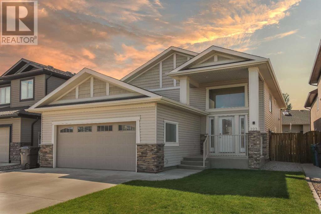 223 Gateway Manor S, Lethbridge, Alberta  T1K 5S1 - Photo 1 - A2225950
