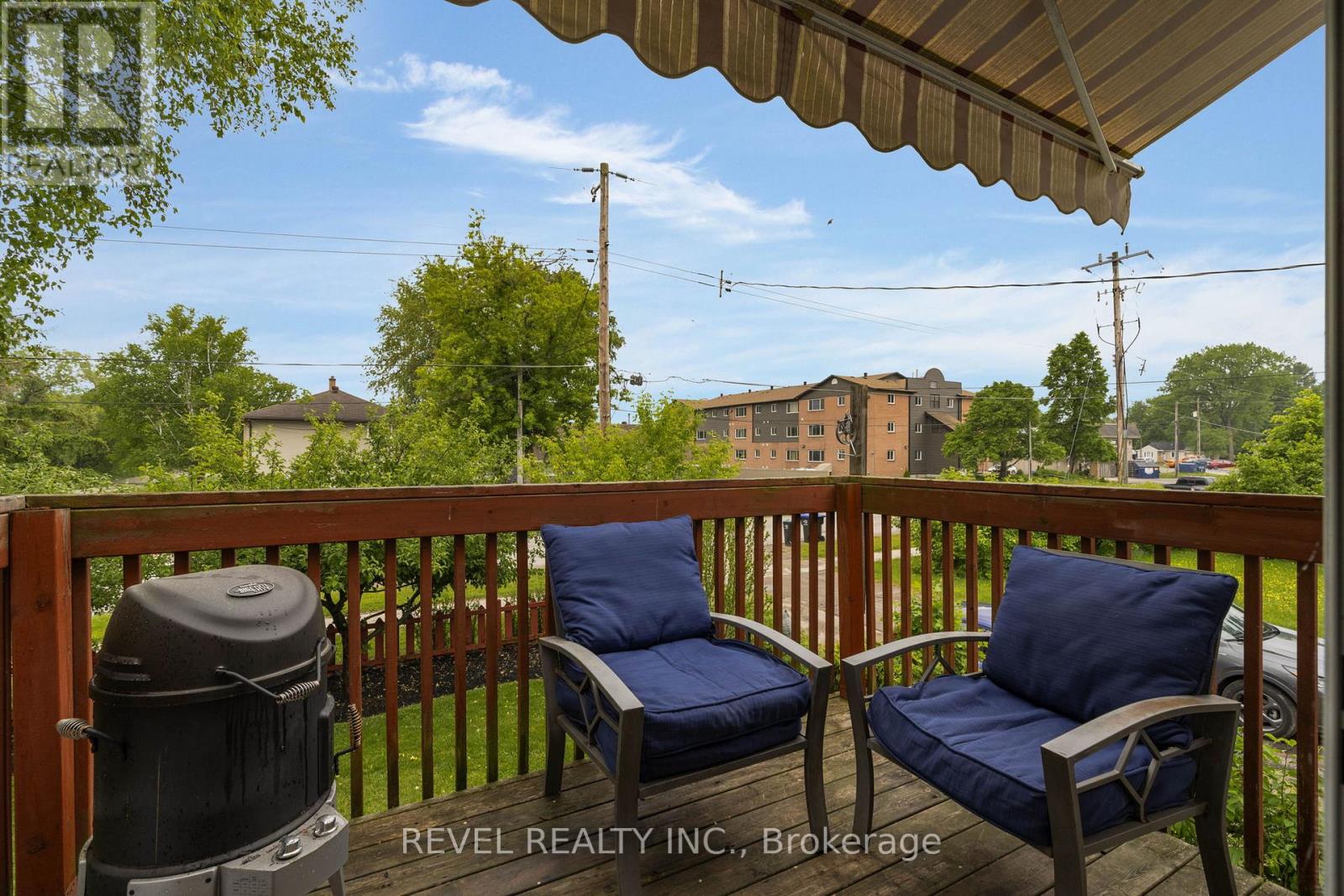 6 Park Road, Essa, Ontario  L0M 1B2 - Photo 38 - N12203940