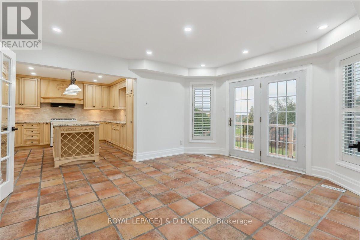 17 Sleepy Hollow Lane, Whitchurch-Stouffville, Ontario  L4A 7X4 - Photo 13 - N12203945