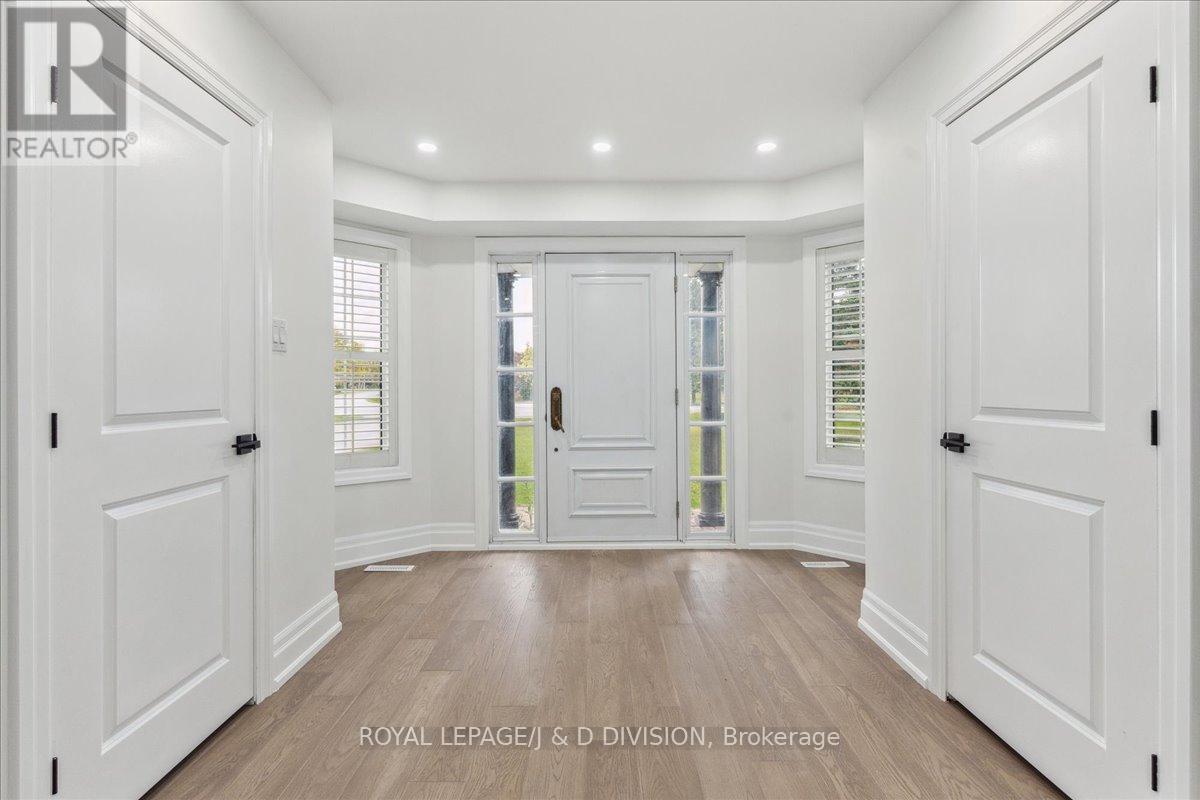 Property at 17 SLEEPY HOLLOW LANE image 4