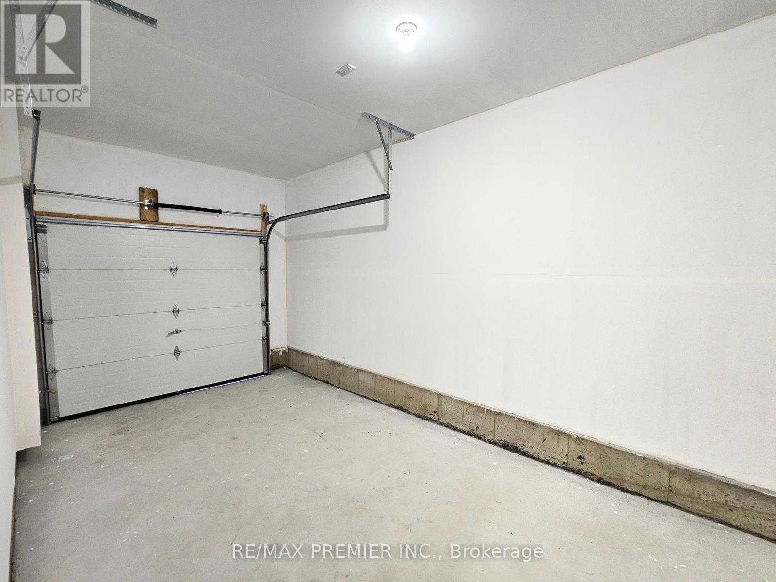 142 Turnberry Lane, Barrie, Ontario  L9J 0M3 - Photo 18 - S12203949
