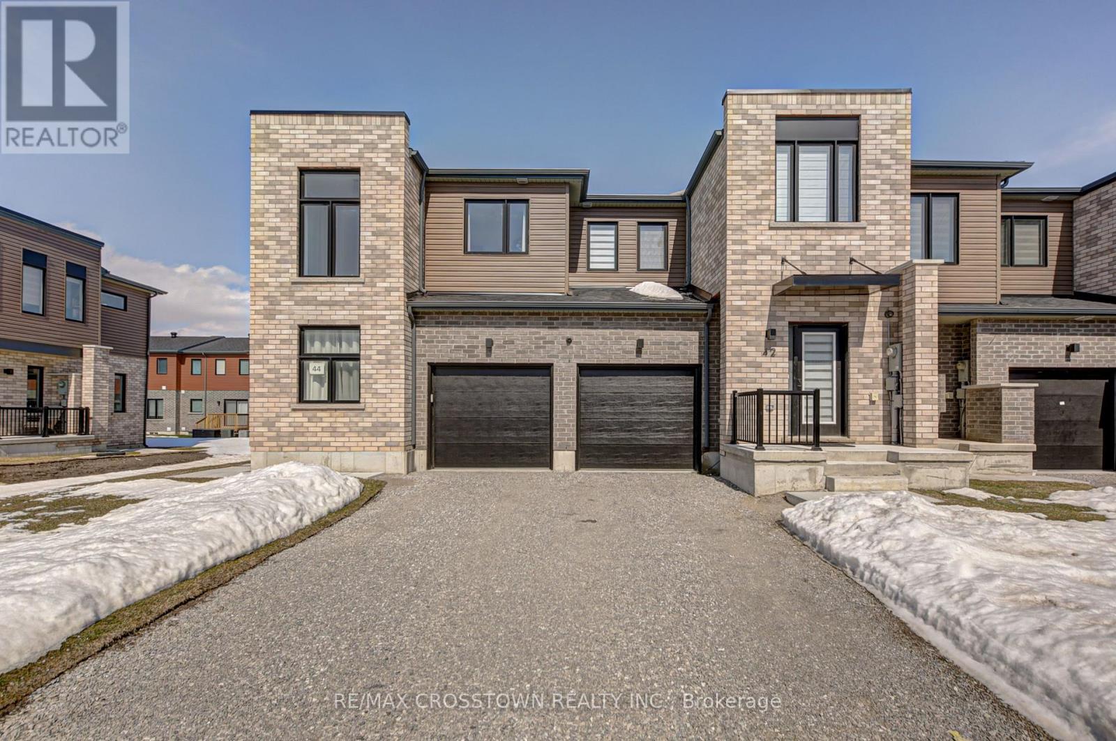 44 FAIRLANE AVENUE, barrie (painswick south), Ontario