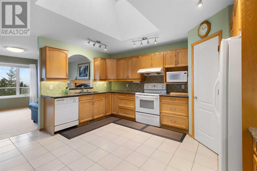 212 Hampstead Gardens Nw, Calgary, Alberta  T3A 5Y6 - Photo 7 - A2228699