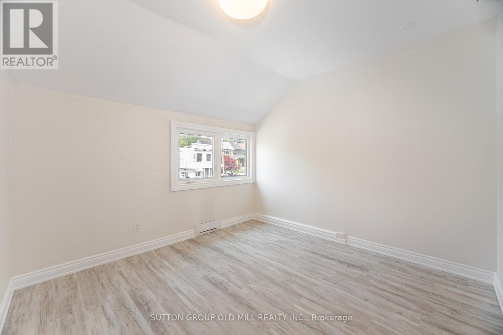 1995 Gerrard Street E, Toronto, Ontario  M4E 2A9 - Photo 26 - E12199504