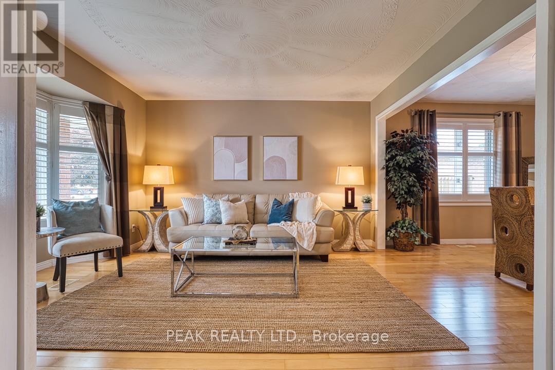 20 Tami Court, Kitchener, Ontario  N2B 3V2 - Photo 9 - X12202967