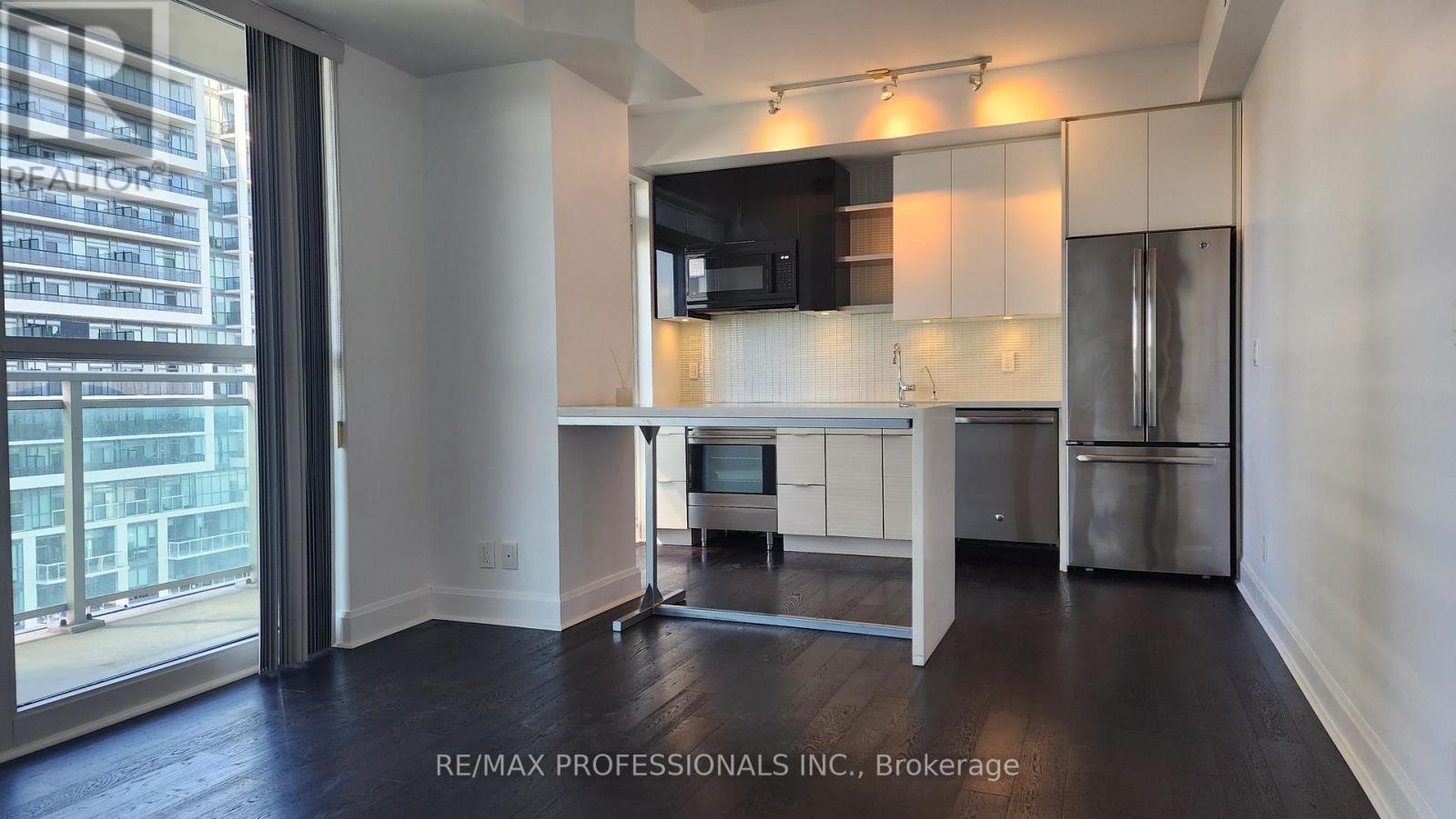 708 - 33 Shore Breeze Drive, Toronto, Ontario  M8V 0G1 - Photo 5 - W12185326
