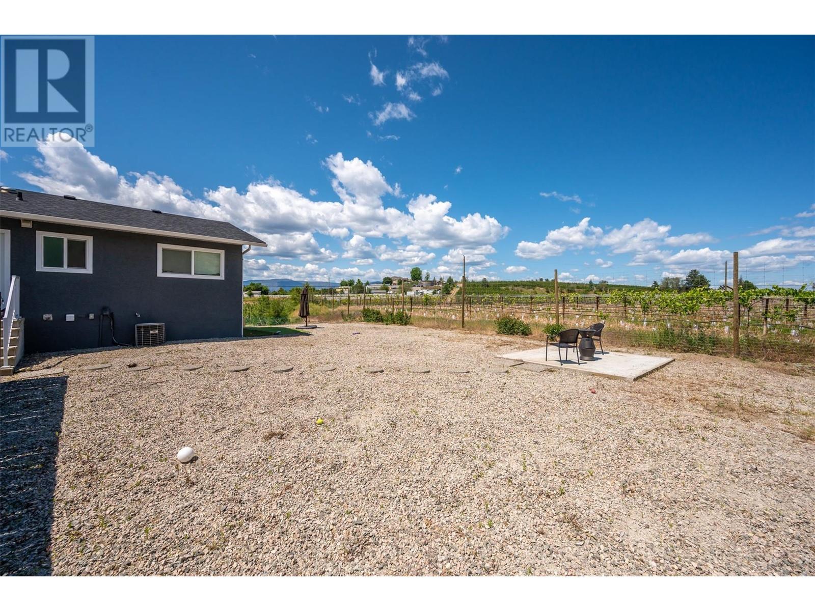 1476 Latta Road, Kelowna, British Columbia  V1P 1B4 - Photo 32 - 10351240