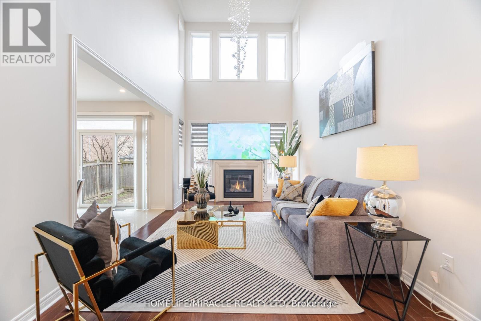 3278 Paul Henderson Drive, Mississauga (Churchill Meadows), Ontario  L5M 0H3 - Photo 2 - W12203943