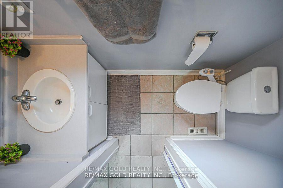 152 Bighorn Crescent, Brampton, Ontario  L6R 1G1 - Photo 16 - W12203950
