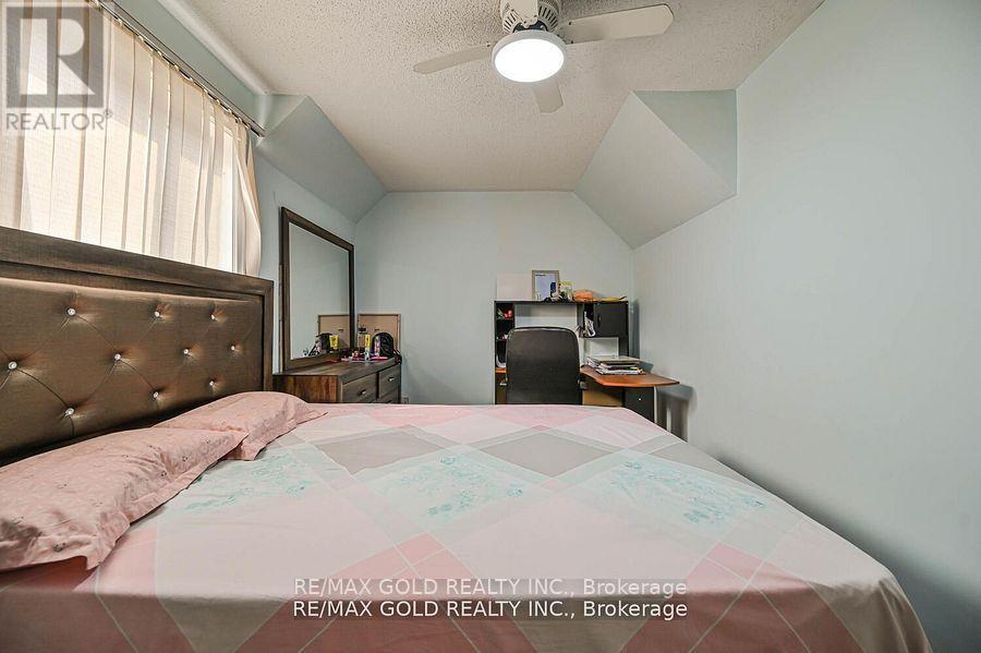152 Bighorn Crescent, Brampton, Ontario  L6R 1G1 - Photo 27 - W12203950