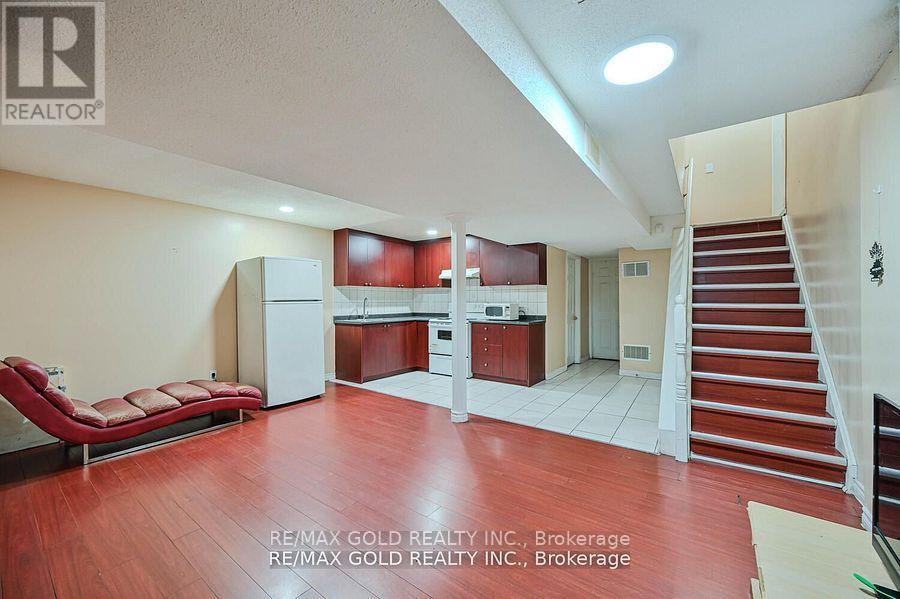 152 Bighorn Crescent, Brampton, Ontario  L6R 1G1 - Photo 30 - W12203950