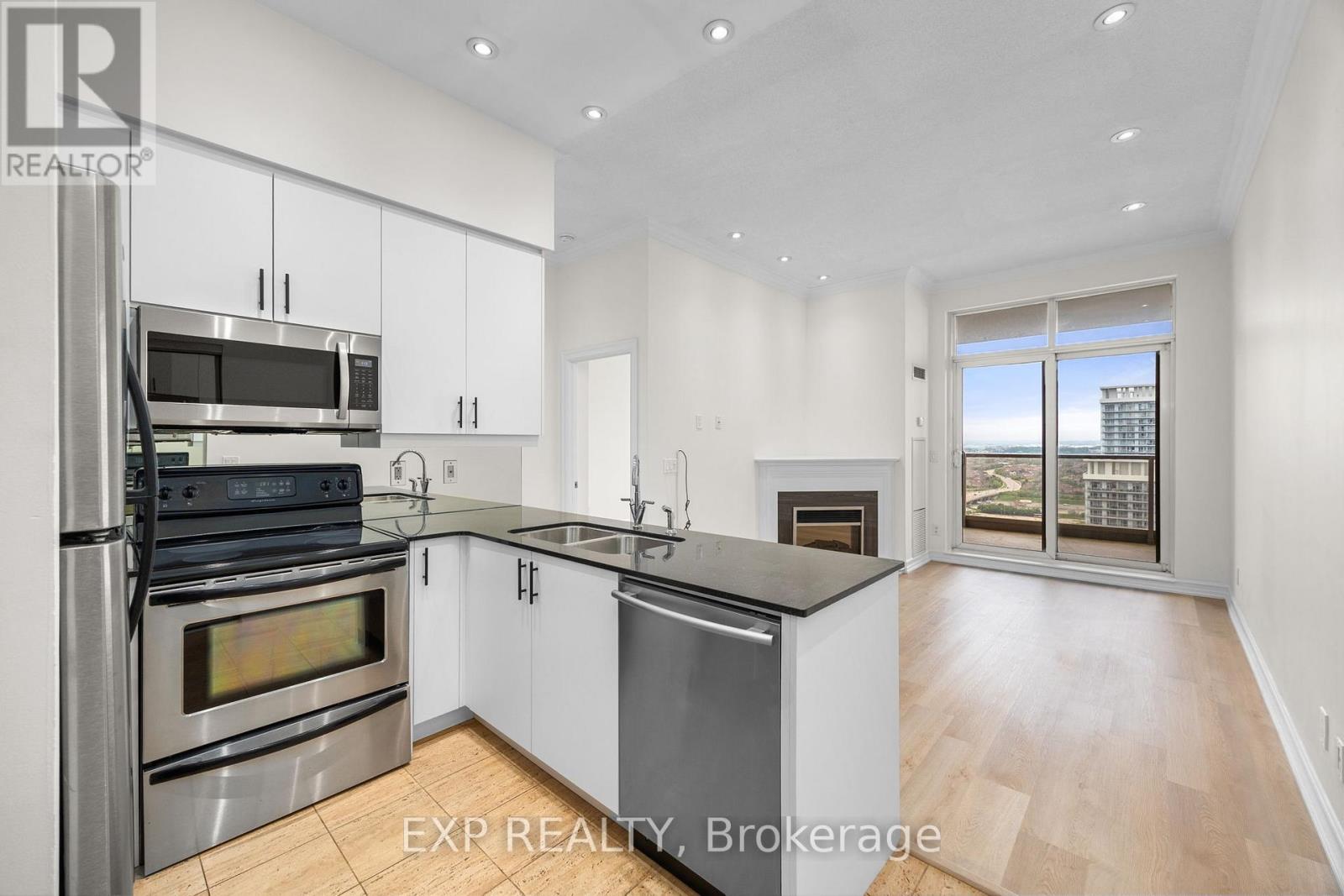 3105 - 4090 Living Arts Drive, Mississauga, Ontario  L5B 4M8 - Photo 4 - W12203958