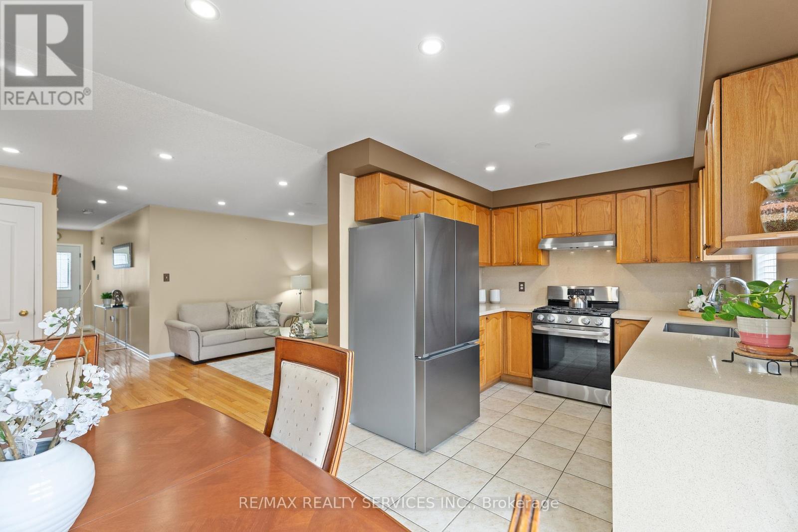 39 Studebaker Trail, Brampton, Ontario  L7A 3A5 - Photo 18 - W12203968