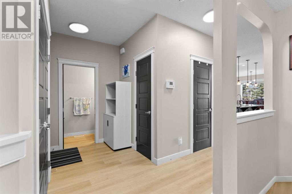 Property at 197 Evanspark Gardens NW image 4