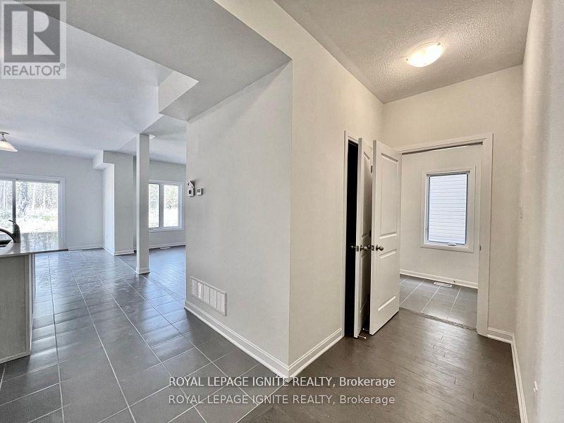 126 Gildersleeve Boulevard, Loyalist, Ontario  K0H 1G0 - Photo 7 - X12203972