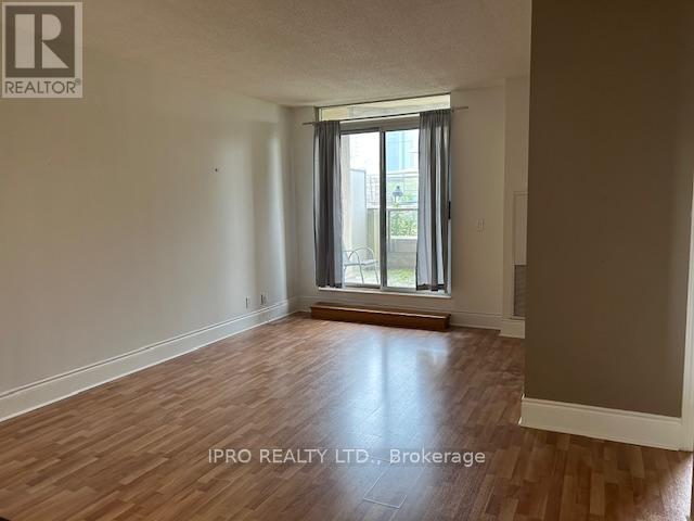 236 - 3888 Duke Of York Boulevard, Mississauga, Ontario  L5B 4P5 - Photo 8 - W12201401