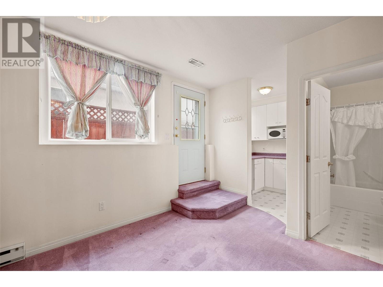 1814 Lipsett Court, Kelowna, British Columbia  V1V 1X3 - Photo 48 - 10350655