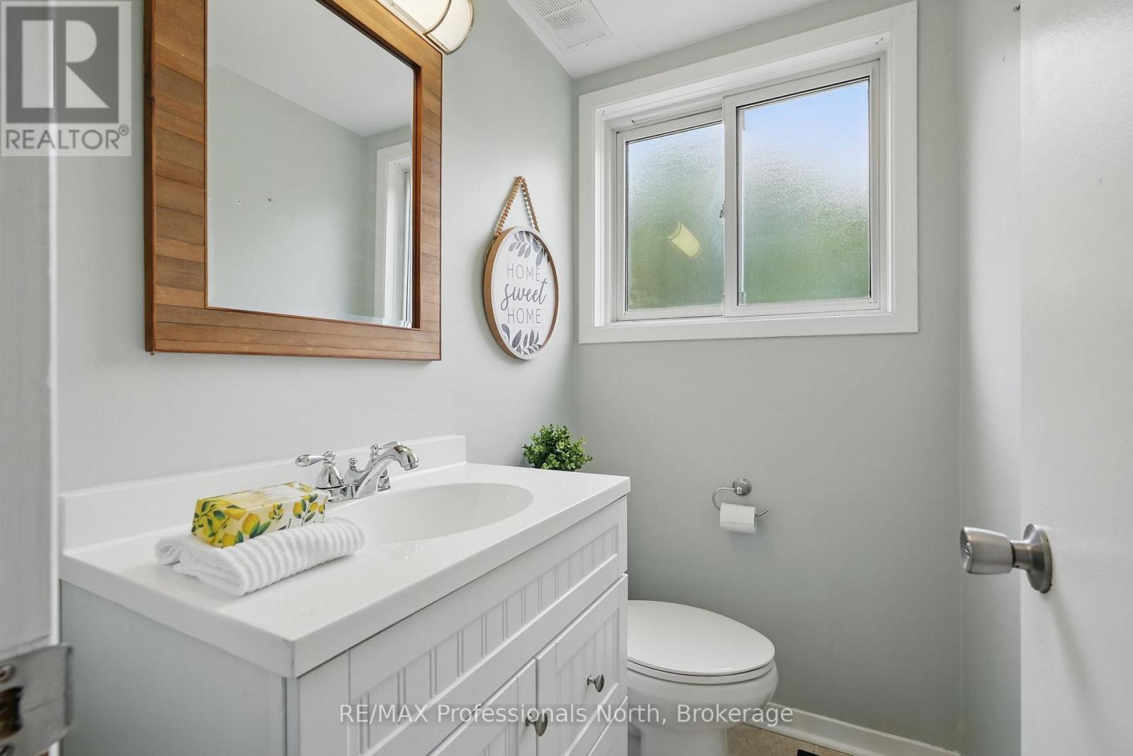 3 Pleasant Avenue, Huntsville, Ontario  P1H 1E9 - Photo 23 - X12202673