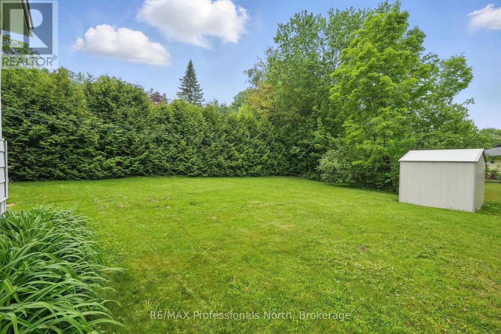 3 Pleasant Avenue, Huntsville, Ontario  P1H 1E9 - Photo 26 - X12202673