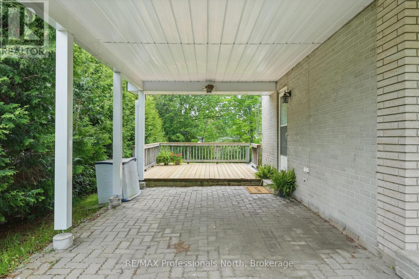 3 Pleasant Avenue, Huntsville, Ontario  P1H 1E9 - Photo 28 - X12202673