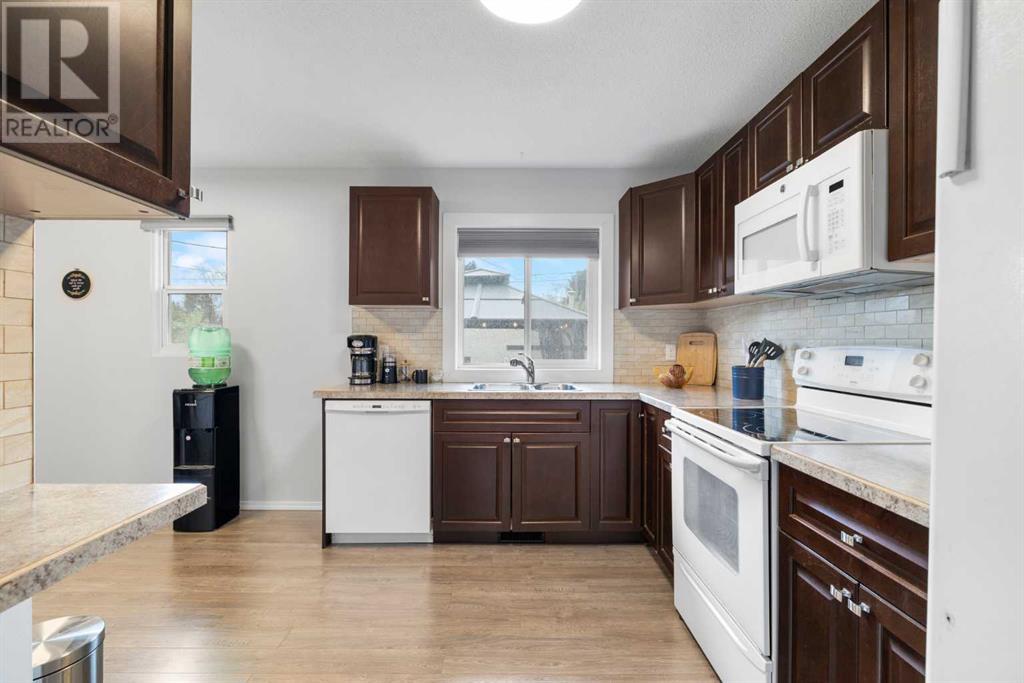203 Foritana Road Se, Calgary, Alberta  T2A 2B5 - Photo 6 - A2220540