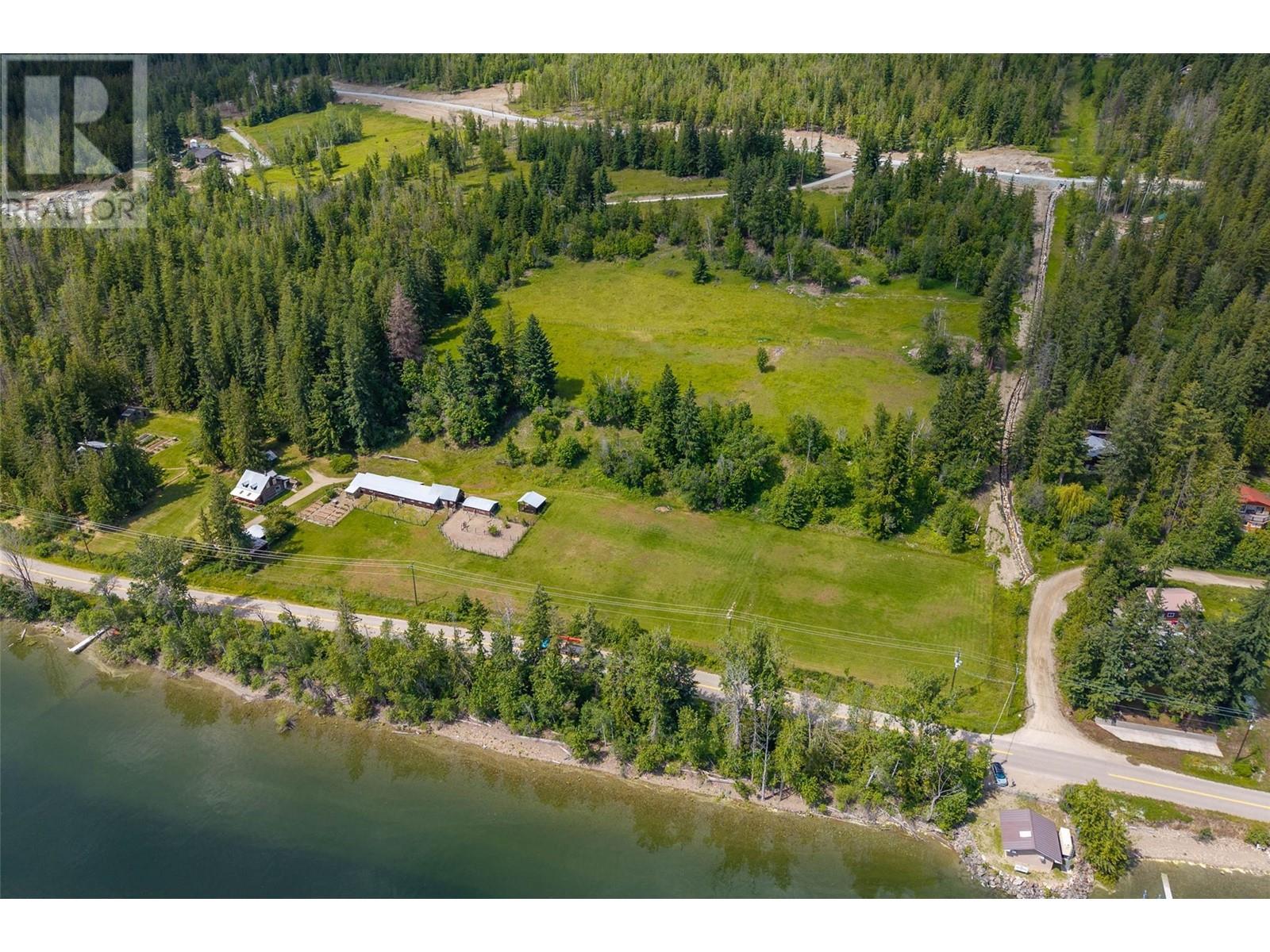 7483 Squilax-Anglemont Road, Anglemont, British Columbia  V0E 1M8 - Photo 44 - 10345542