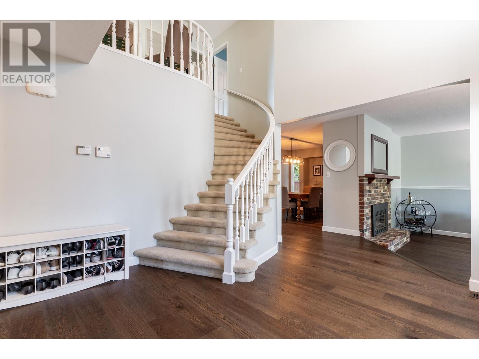 Property at 5243 BENTLEY COURT image 4