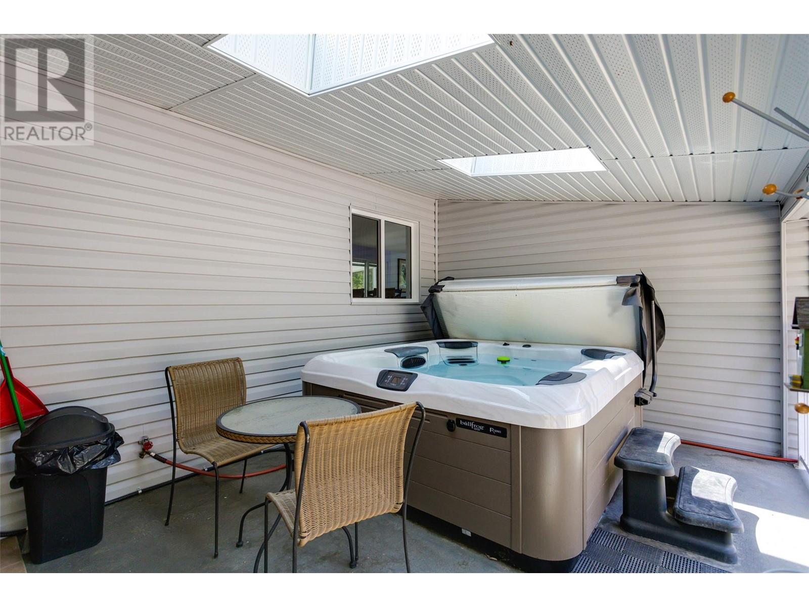 1881 Cardinal Creek Road, Kelowna, British Columbia  V1P 1J3 - Photo 43 - 10350454
