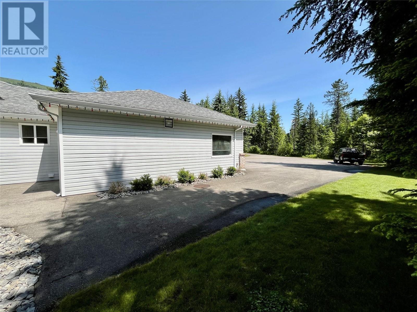 3850 Sommerville - Husted Road, Malakwa, British Columbia  V0E 2J0 - Photo 48 - 10350990