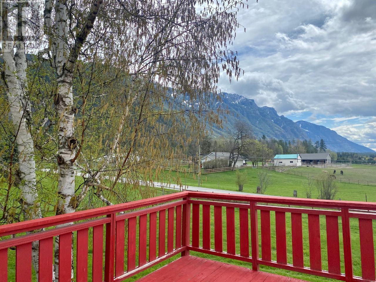4512 48th Street, Canyon, British Columbia  V0B 1C1 - Photo 27 - 10343947