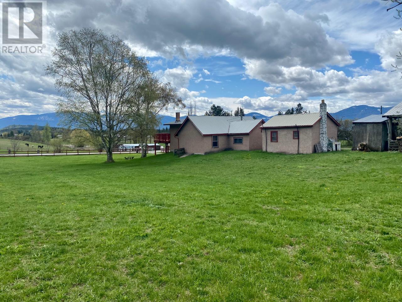 4512 48th Street, Canyon, British Columbia  V0B 1C1 - Photo 38 - 10343947