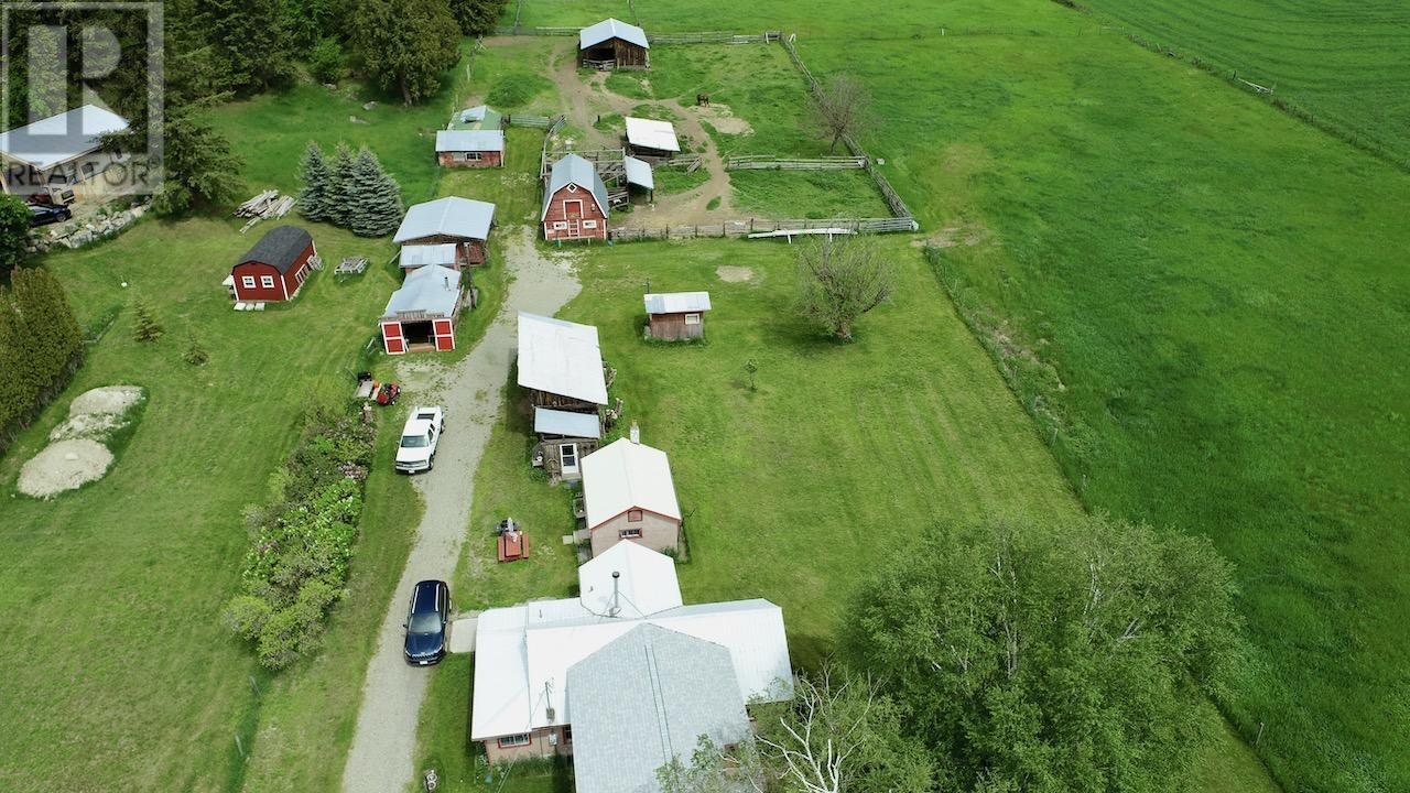 4512 48th Street, Canyon, British Columbia  V0B 1C1 - Photo 44 - 10343947