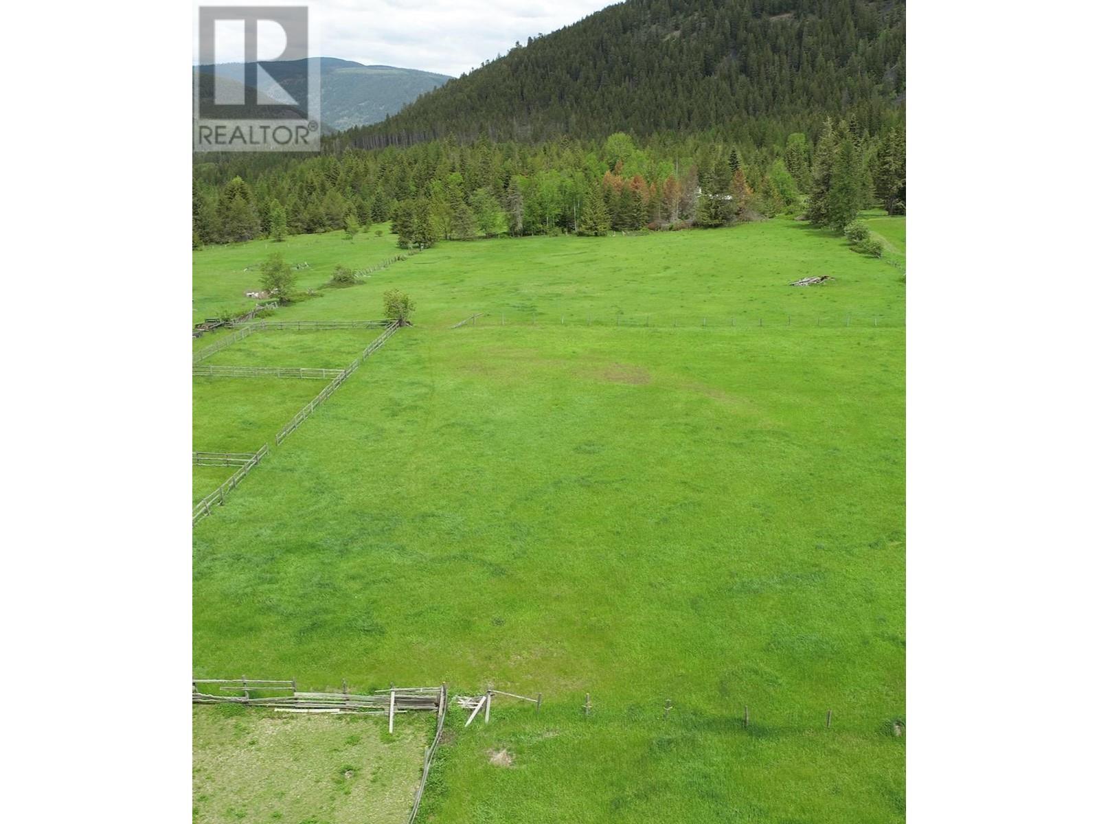 4512 48th Street, Canyon, British Columbia  V0B 1C1 - Photo 49 - 10343947