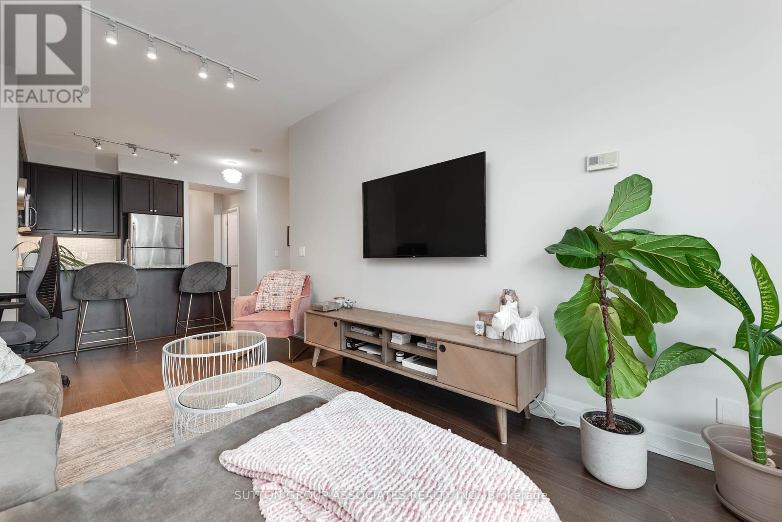 401 - 530 St Clair Avenue, Toronto (Humewood-Cedarvale), Ontario  M6C 0A2 - Photo 16 - C12203990