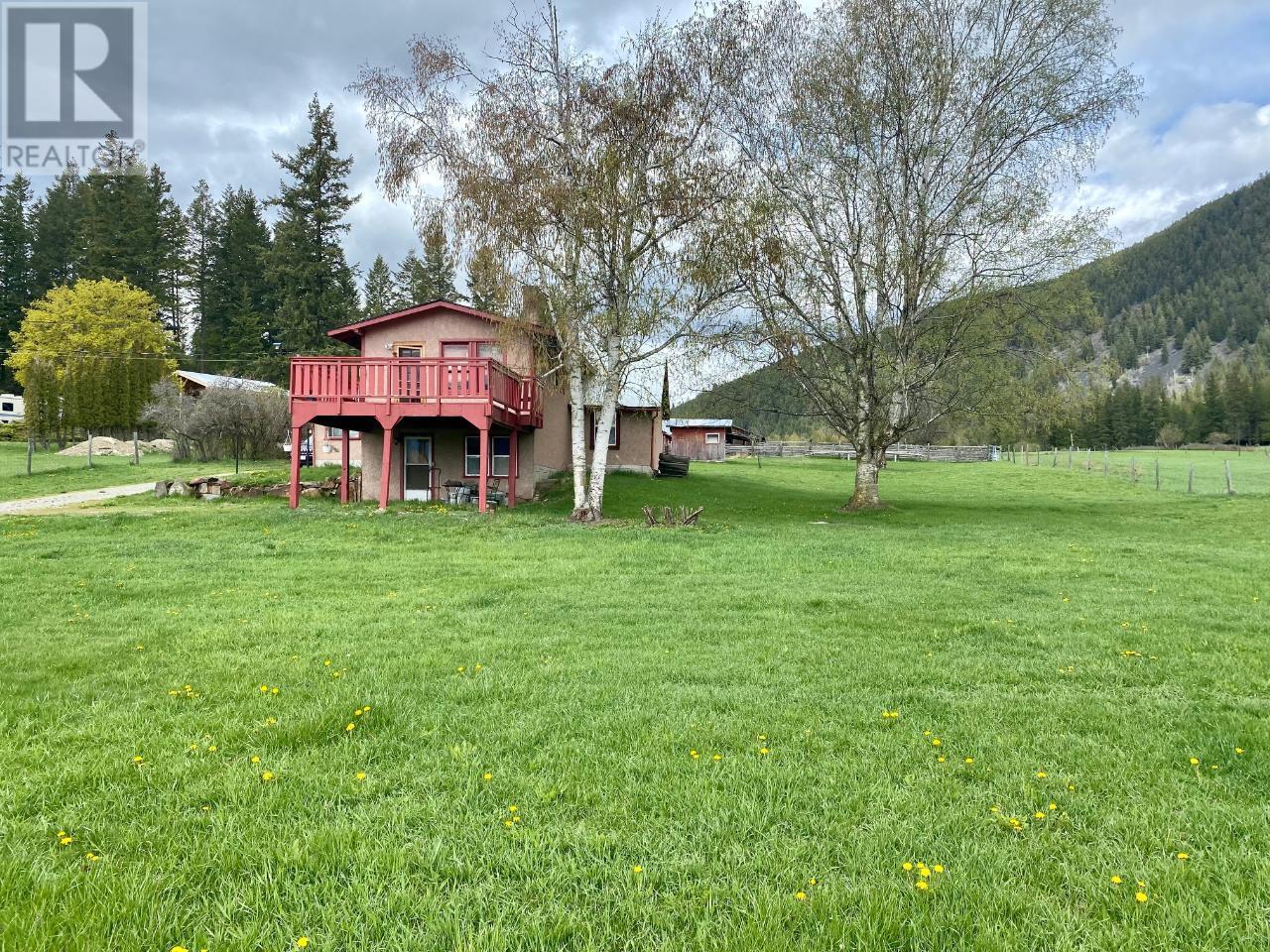 4512 48th Street, Canyon, British Columbia  V0B 1C1 - Photo 20 - 10343947