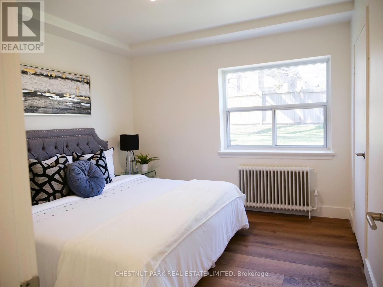 3 - 2 Wingreen Court, Toronto, Ontario  M3B 1B9 - Photo 5 - C12204016