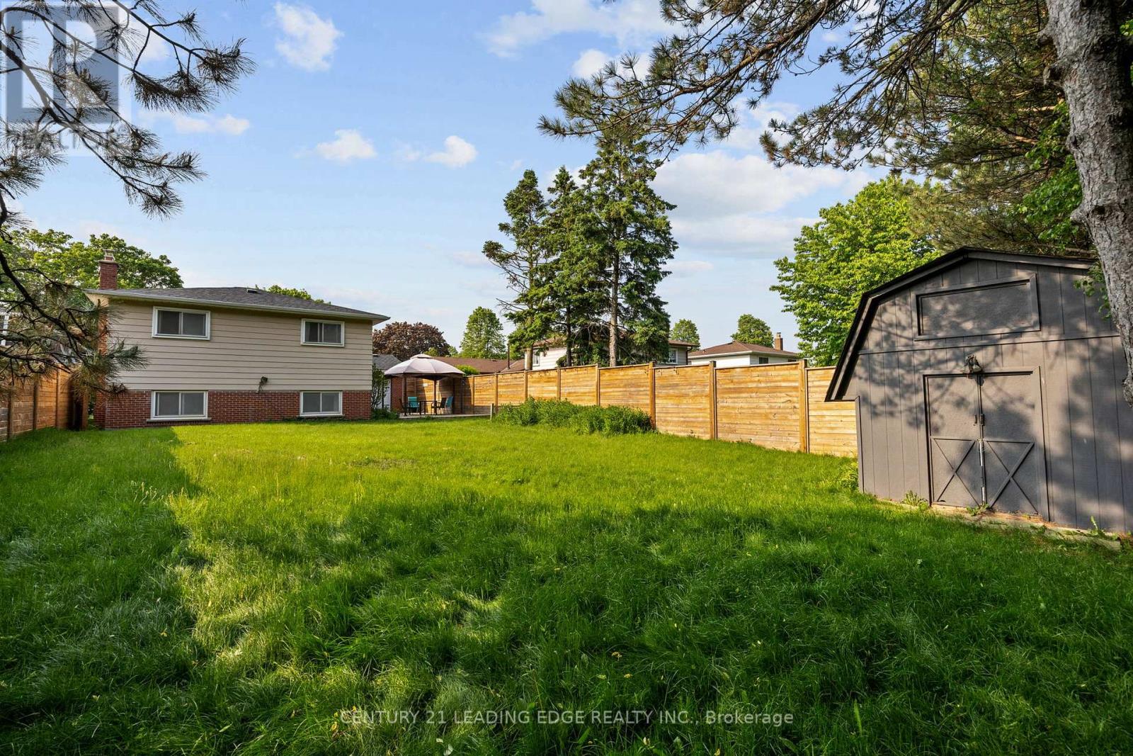 7 Flemington Court, Whitby, Ontario  L1N 5X1 - Photo 25 - E12204007