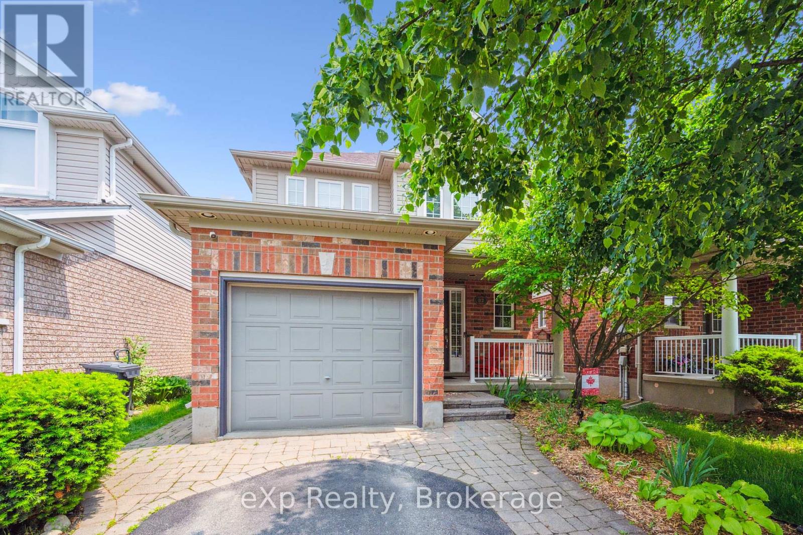 82 LYNCH CIRCLE, Guelph, Ontario