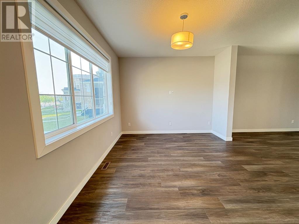 53 Red Embers Place Ne, Calgary, Alberta  T3N 1K6 - Photo 4 - A2228826
