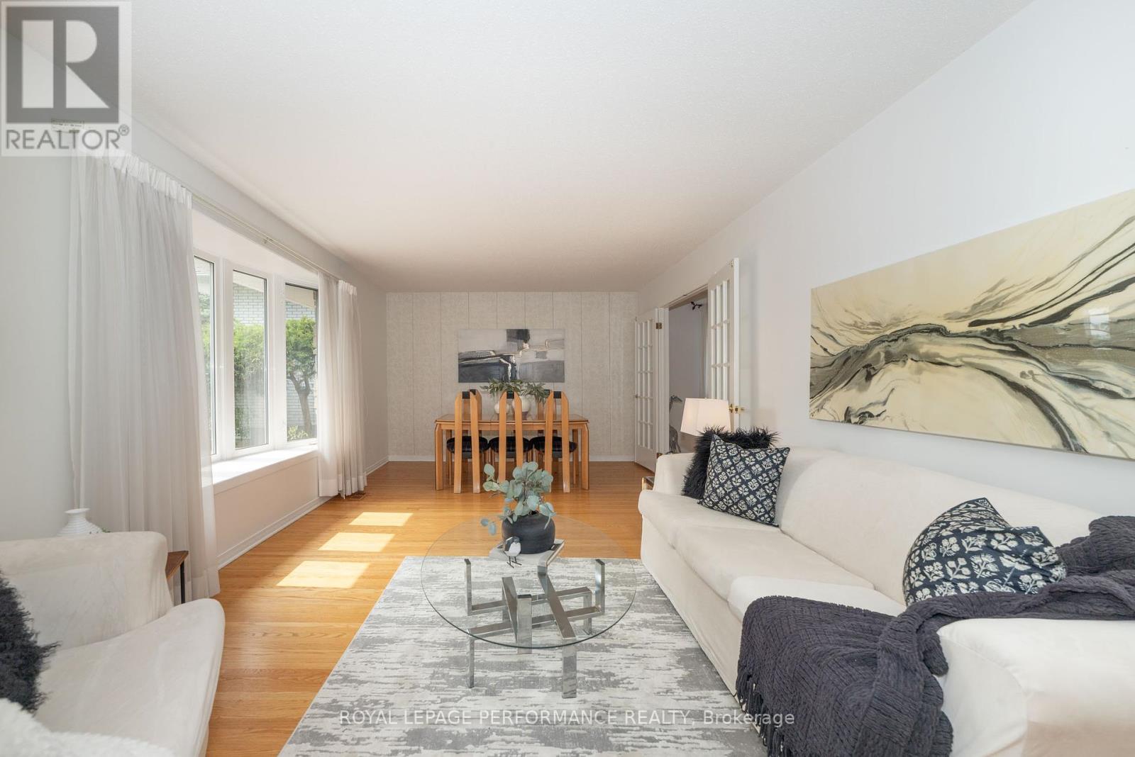 2091 Tawney Road, Ottawa, Ontario  K1G 1B9 - Photo 7 - X12176611