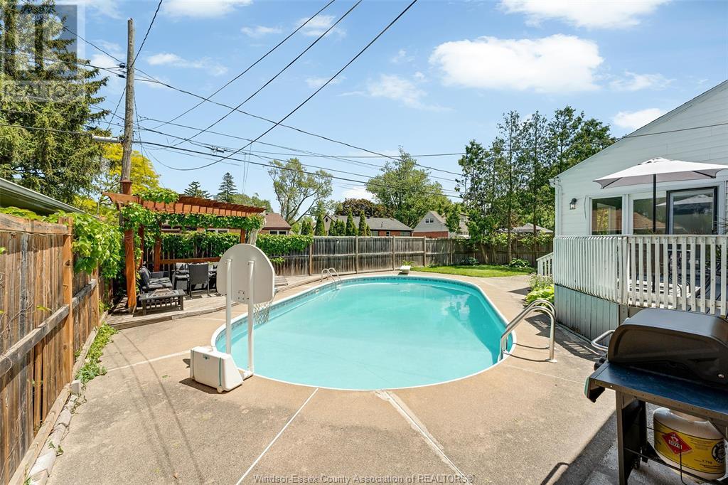 3090 Longfellow Avenue, Windsor, Ontario  N9E 2L5 - Photo 41 - 25014370