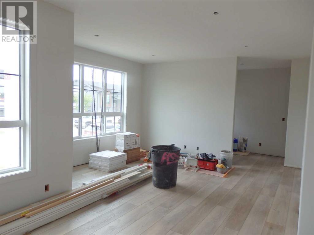 Property at 439 Townsend Street image 5