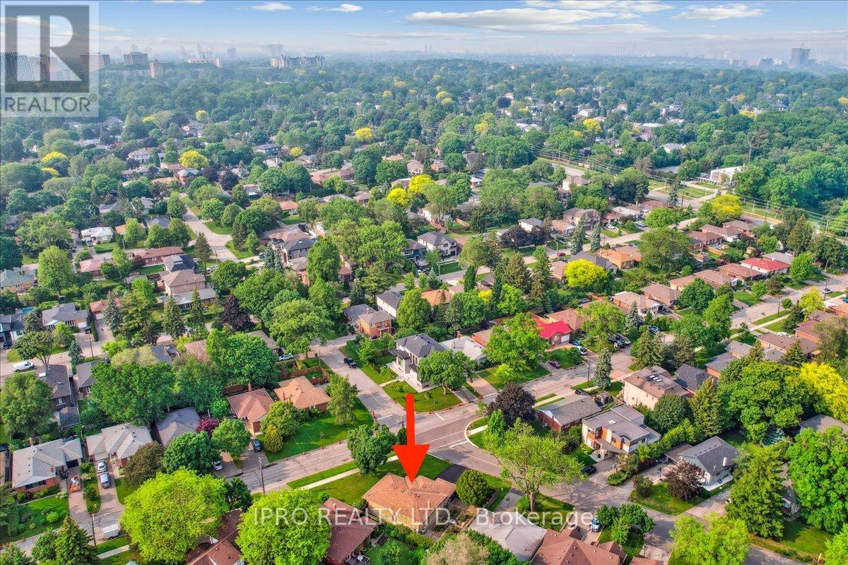 34 Appledale Road, Toronto, Ontario  M9B 5G4 - Photo 34 - W12203992